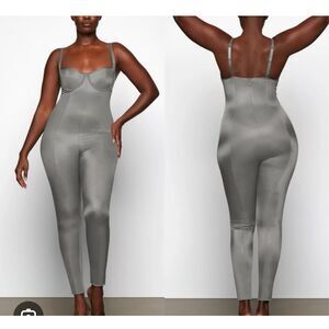 skims glissenette jumpsuit size 3x